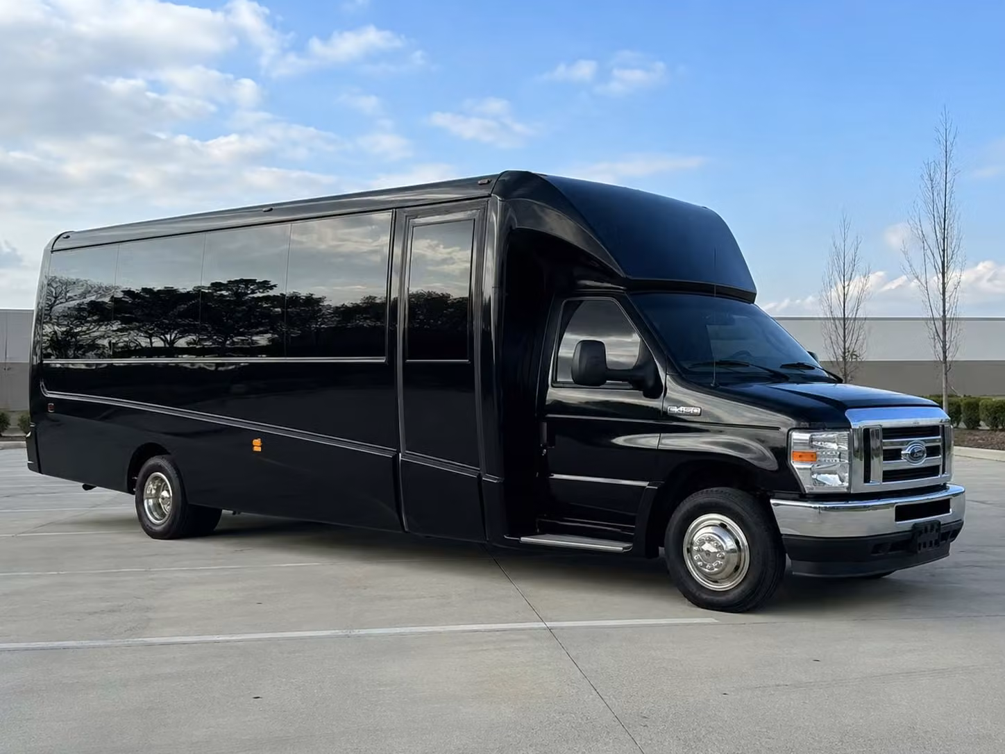 18 passenger minibus