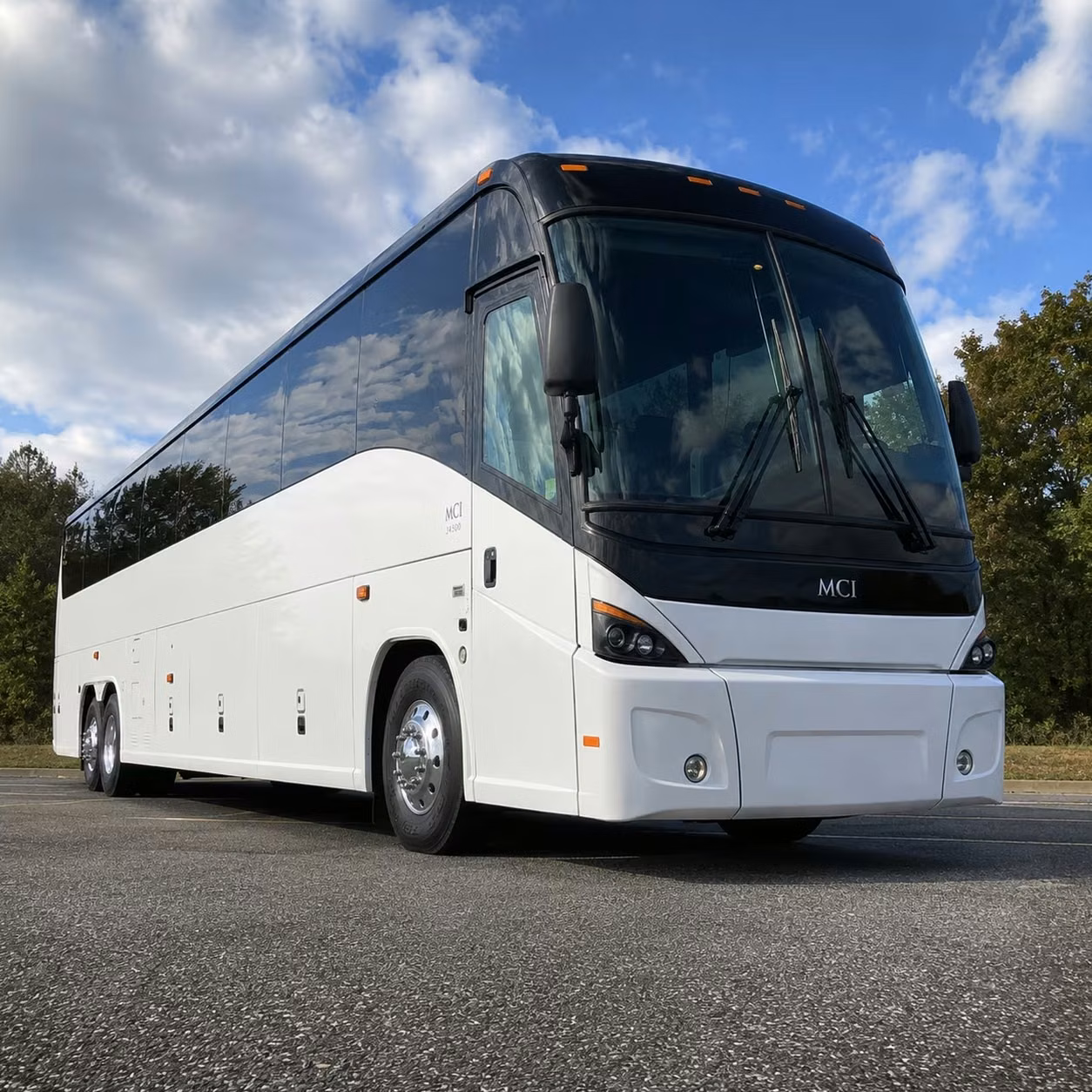 airport shuttle transportation for san diego business travelers