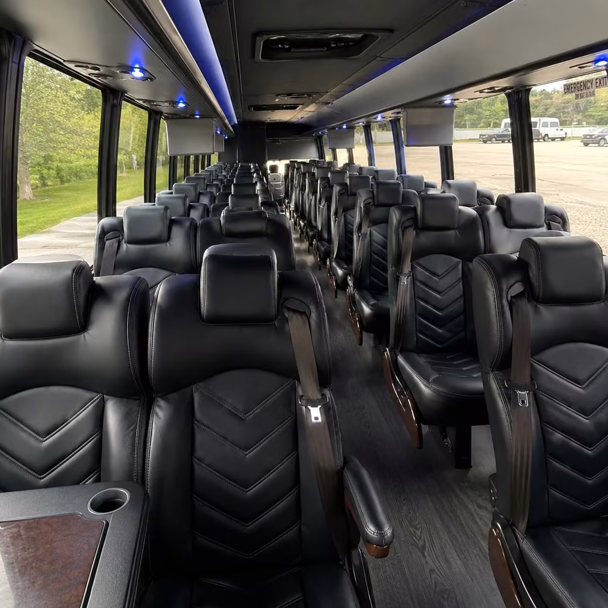 minibus rentals for smaller san diego prom groups who want privacy