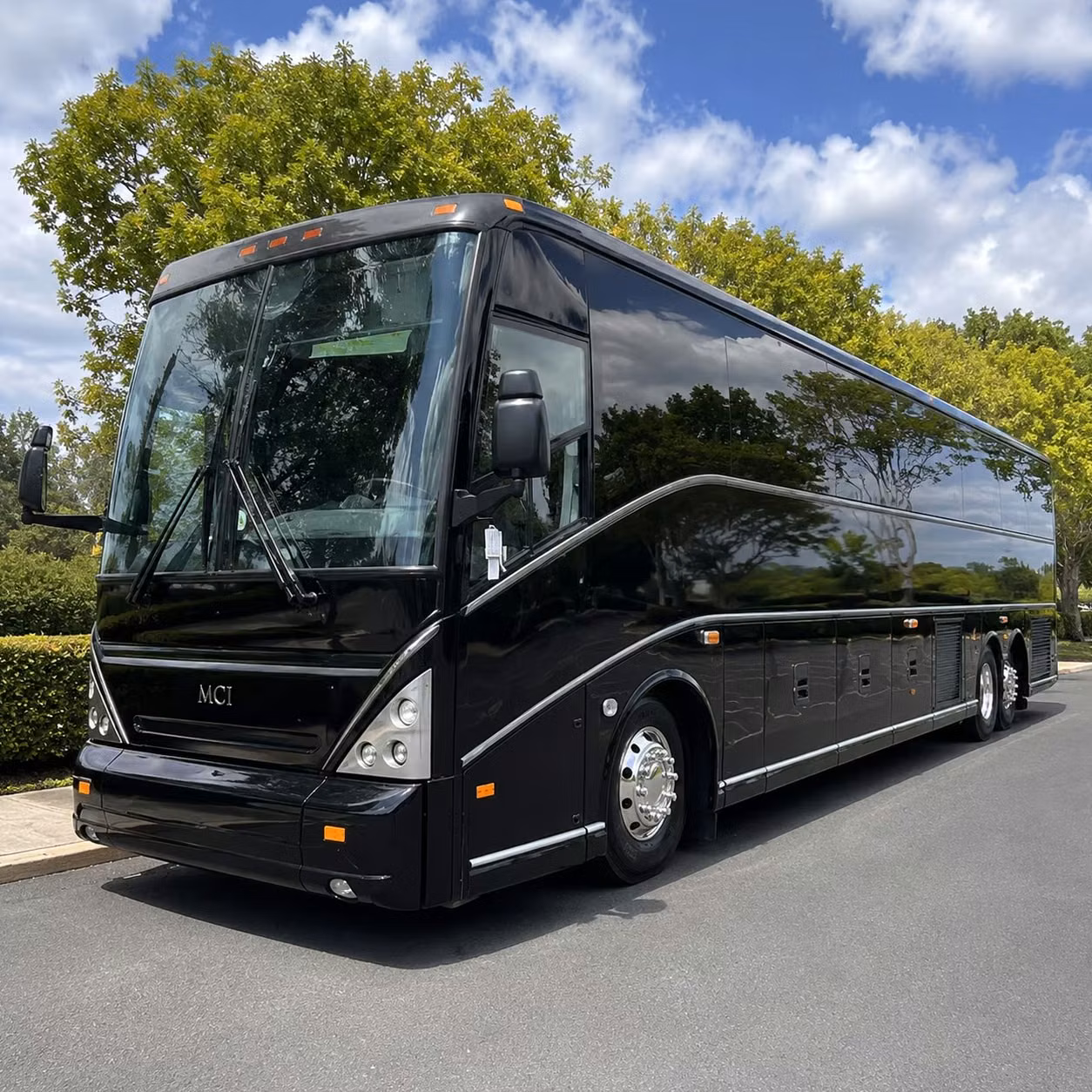 san diego airport transfers and executive shuttle services for corporate groups